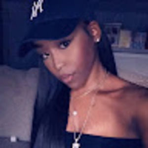 Meet your Posher, Melissa w